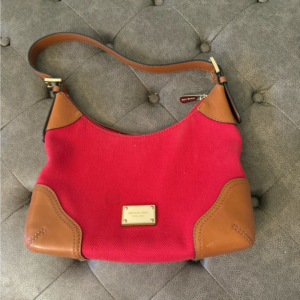 Michael Kors Millbrook medium
